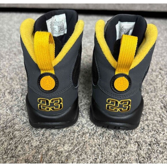 Nike Air Jordan 9 Retro University Gold Size 4.5 Youth (Size 6 Women's) - Picture 4 of 10